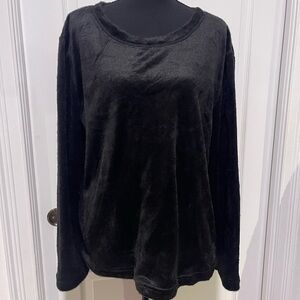 Black Cozy Fuzzy Long Sleeve